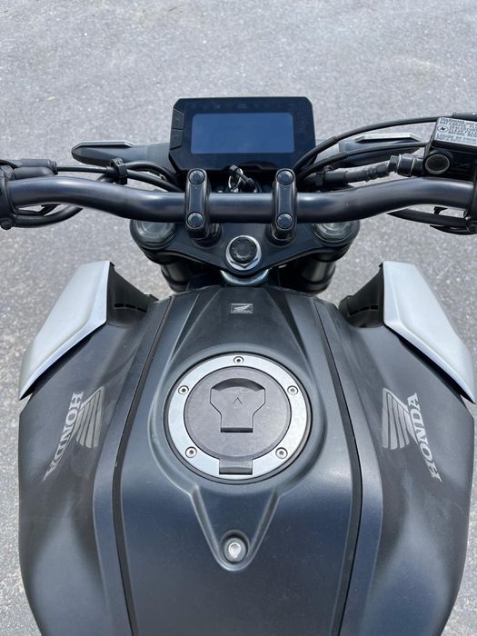 Honda cb 125 seminova