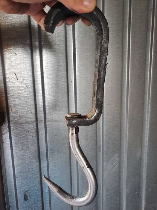 Єврокрюк, єврогак для напівтуш свинних та ВРХ