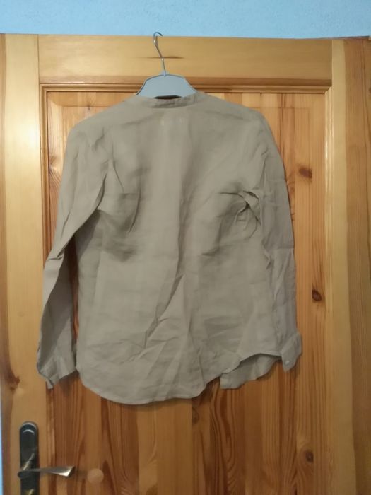 Beżowa koszula. Koszula koszula