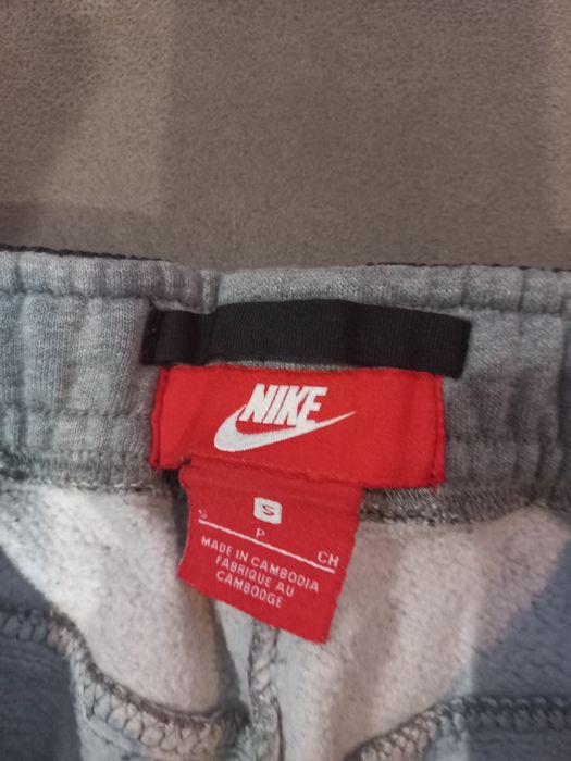 Оригінал nike ideal