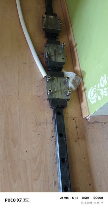 Prowadnice liniowe 45 mm 400 cm długość