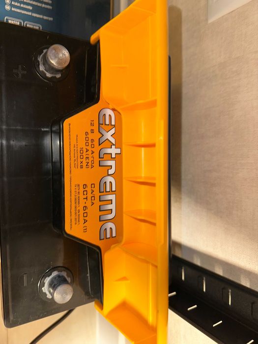 Акумулятор автомобільний Extreme 60Ah 600A 12V "+" зліва