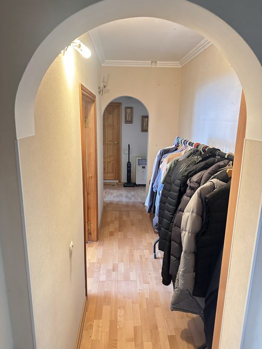 Продаж 3-кімнатної квартири, Драгоманова 25