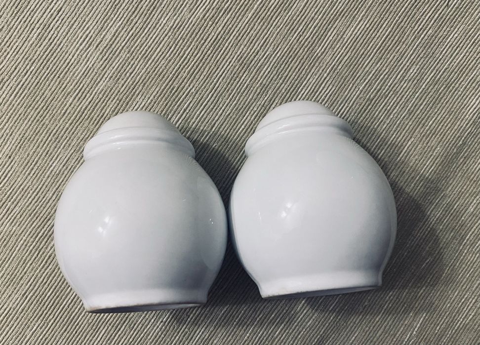 Вінтажні керамічні сільничка та перечниця Carlton ware england