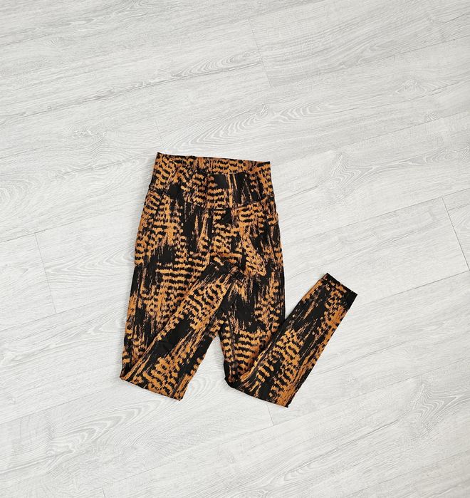 Wzorzyste legginsy sportowe premium Casall xs 34