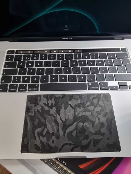 Apple Macbook Pro 16'' Intel Core i9/16GB/512GB SSD/Radeon Pro 5500M