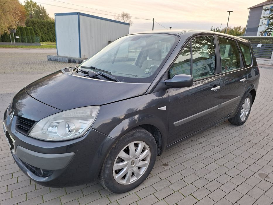Renault Grand Scenic 2.0 dci