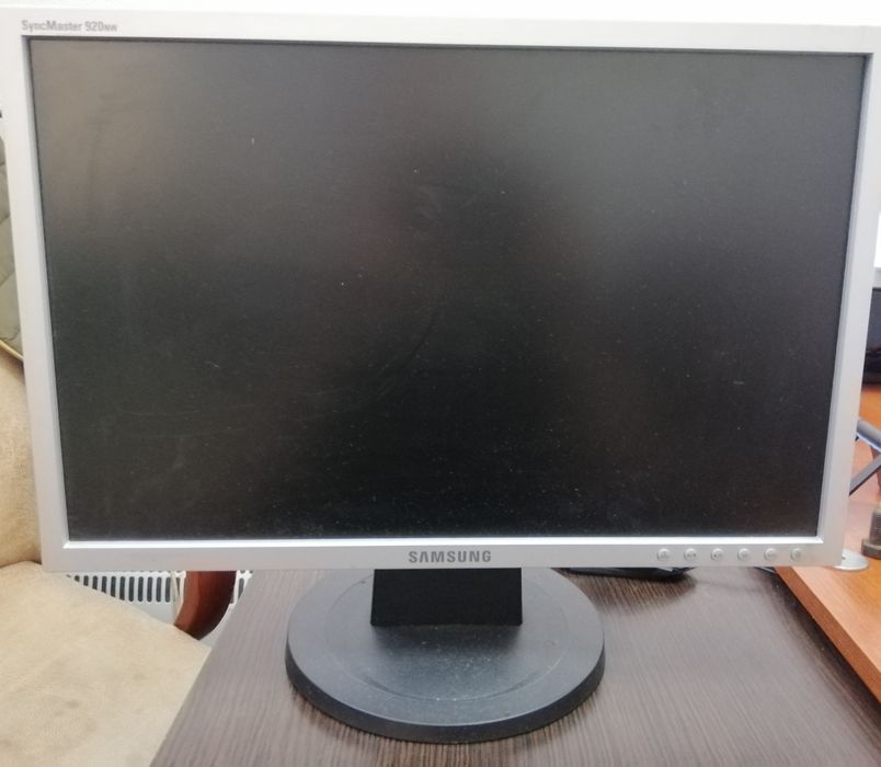 Монитор Samsung SyncMaster