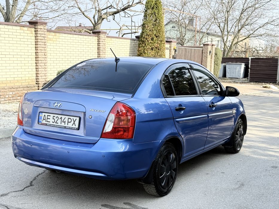 Hyundai Accent 2008 год на автомате !