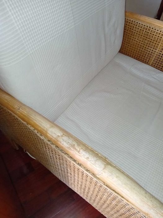 2 cadeirões em bambu e palhinha