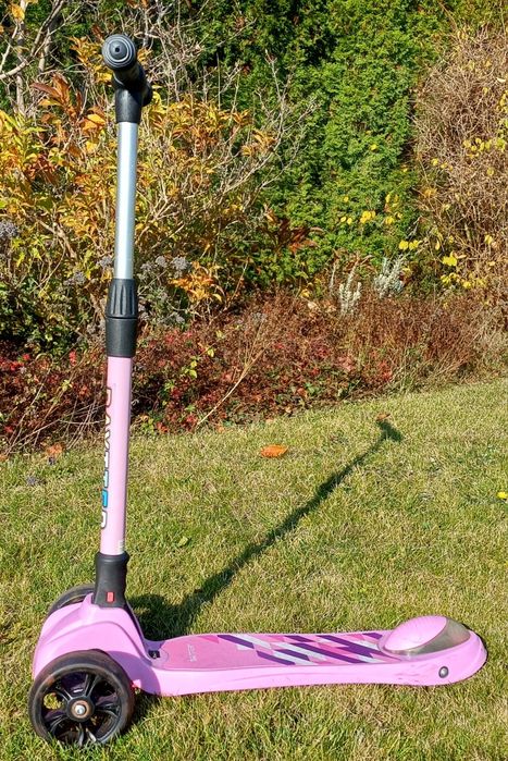 Hulajnoga Baytter trzykołowa. Koła LED