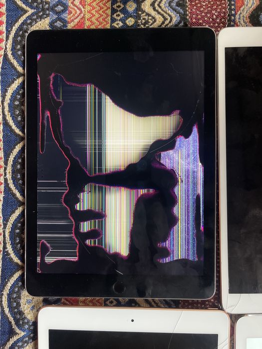 iPad на запчасти с Европы