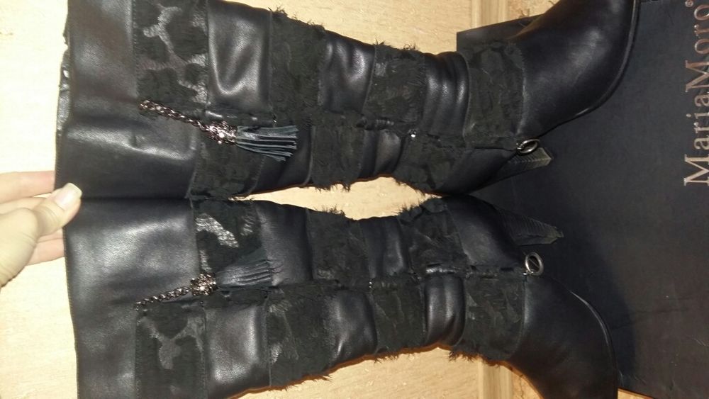 Продам зимние сапоги р.38 Maria Moro