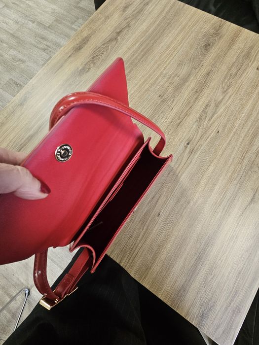 Czerwona torebka H&M