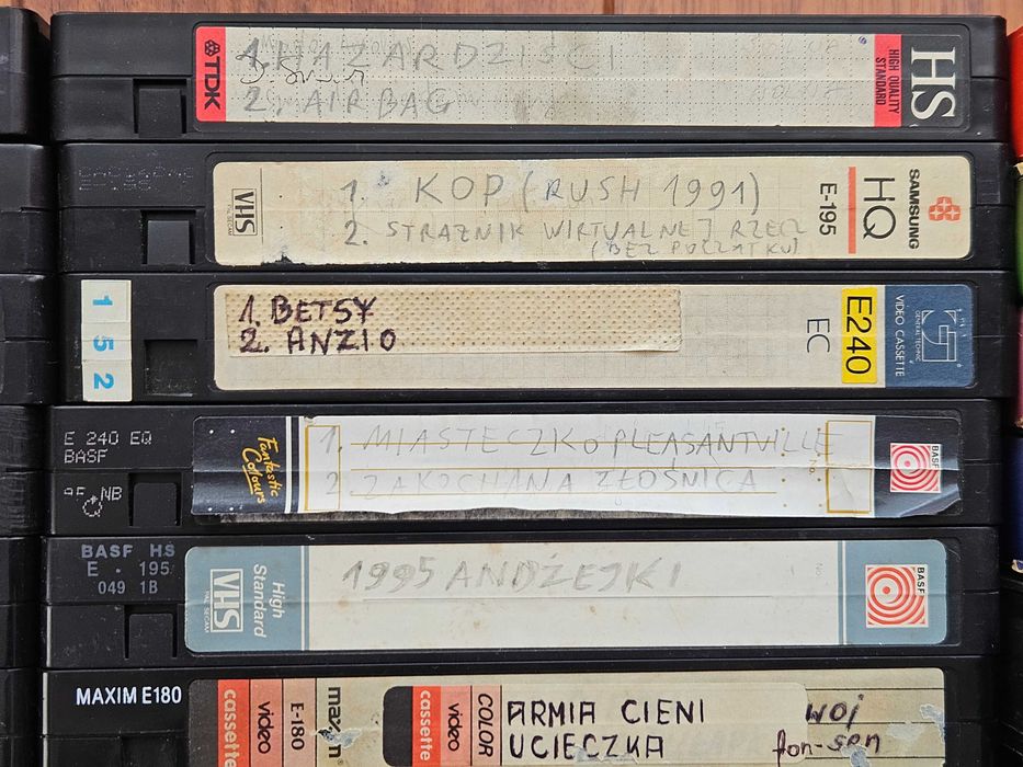 kasety vhs 29 sztuk