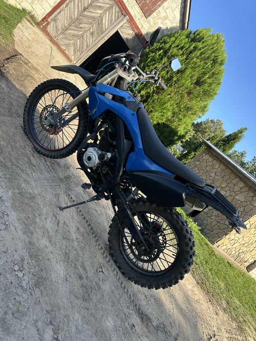 Продам Hornet 250 .