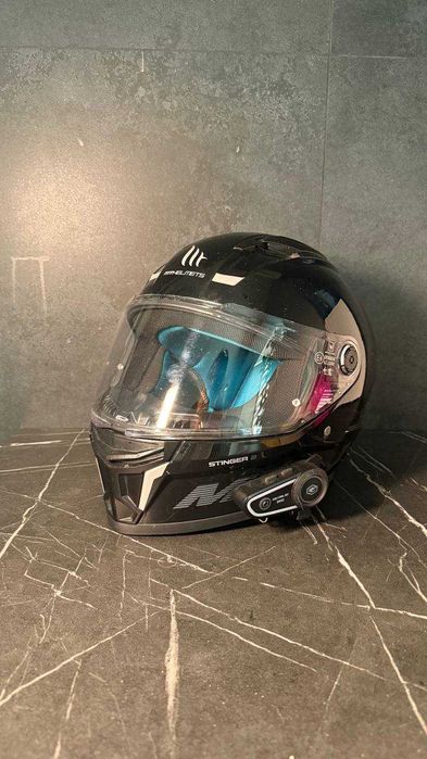 MT STINGER 2 A11 Solid Gloss Black M