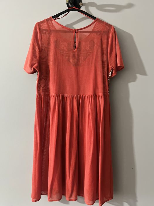 Vestido laranja zara