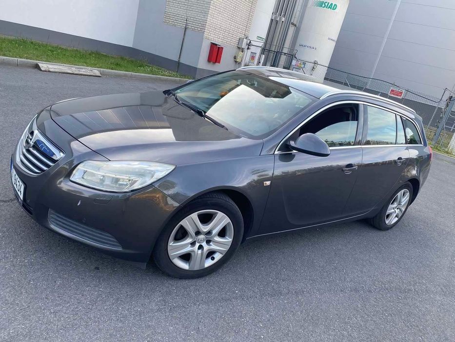 Продам власне авто Opel Insignia