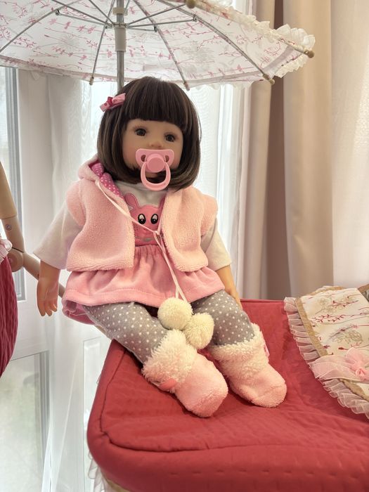 Коляска и кукла Реборн DeCuevas, модель Мартіна 82033.