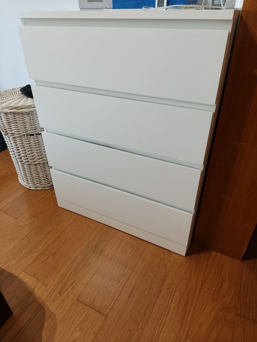 4 Cómodas iKea Malm