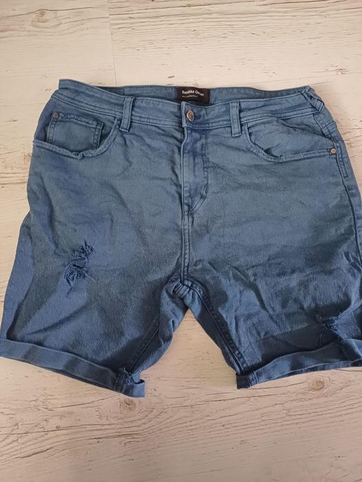 Bershka spodenki rozm 32. M