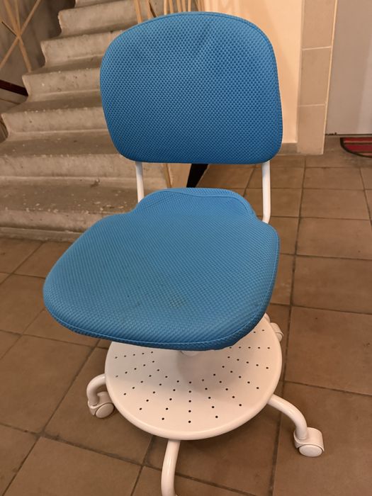 Стул доя школьника