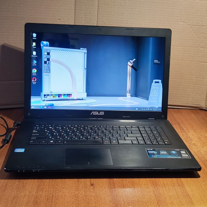 17.3 Asus X75A /intel i5 3230m/8gb/640gb/Li-ion 48Wh≈100%
