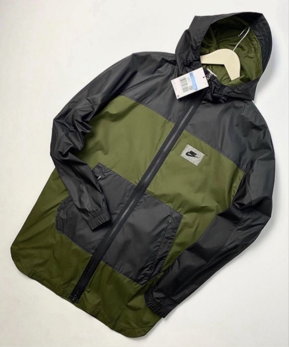Чоловіча оригінальна куртка вітровка Nike Utility Colour Block