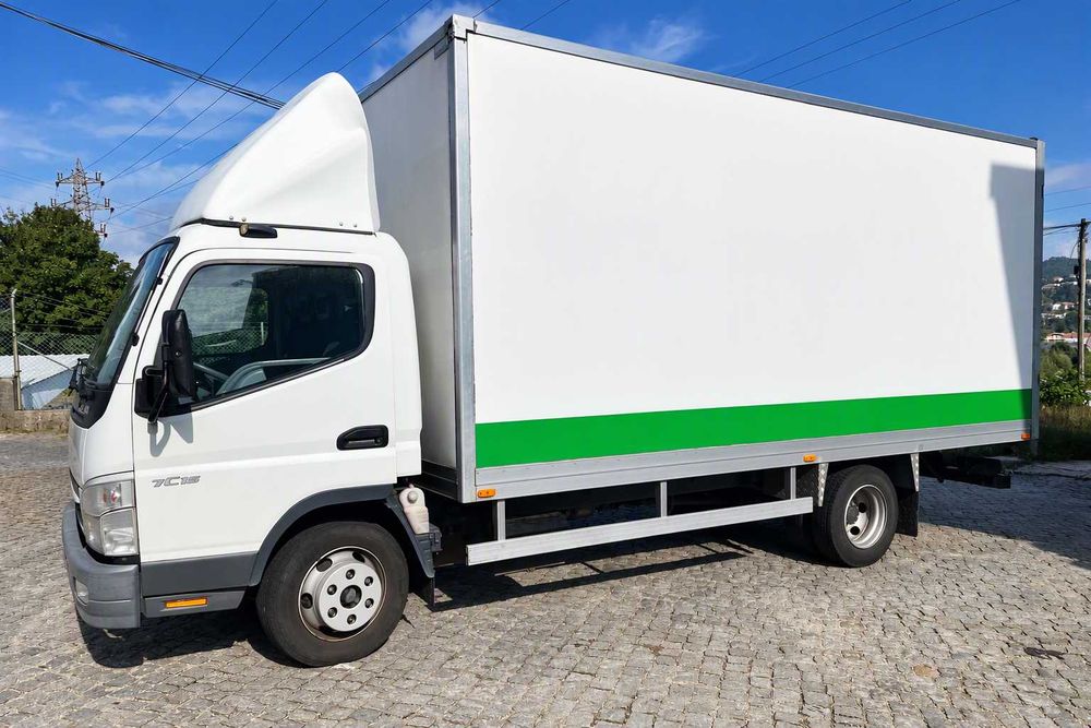 Mitsubishi Fuso Canter 7C15