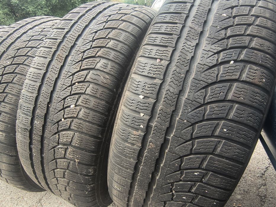 Komplet kół Ford Kuga ! Nokian 235/55/17 !