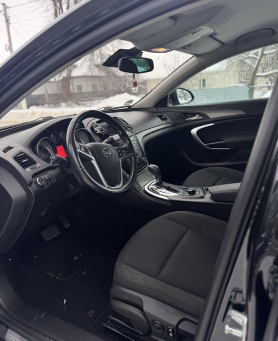Продам СВОЄ АВТО opel insignia