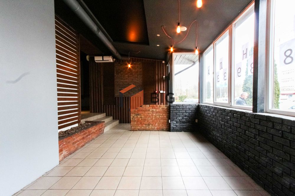 Здається в оренду торгове комерційне приміщення прохідна локація Луцьк