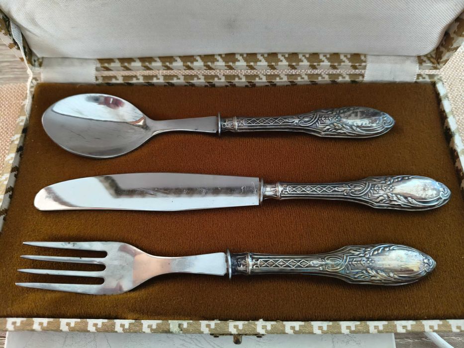 Várias pecas Pratas antigas novas nunca usadas