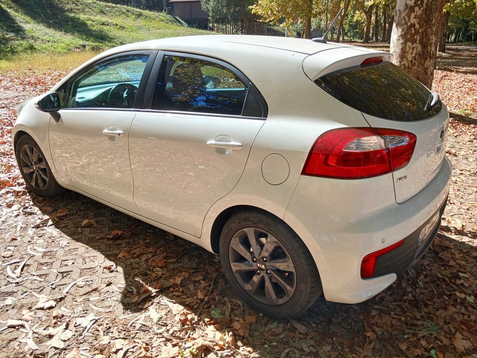 Kia Rio 1.2 Gasolina 5 lugares — photo 5