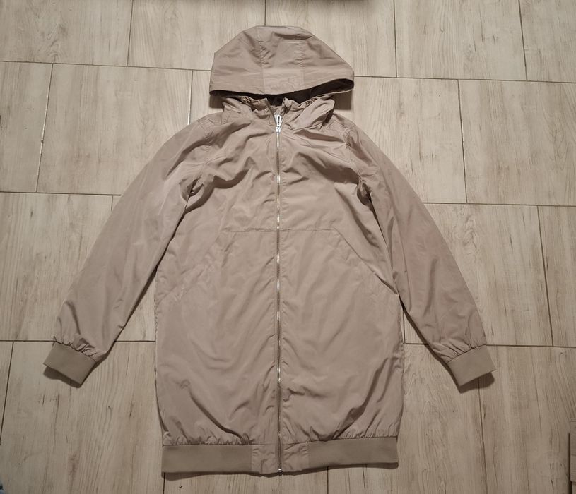 Cienka, beżowa parka Reserved r 38
