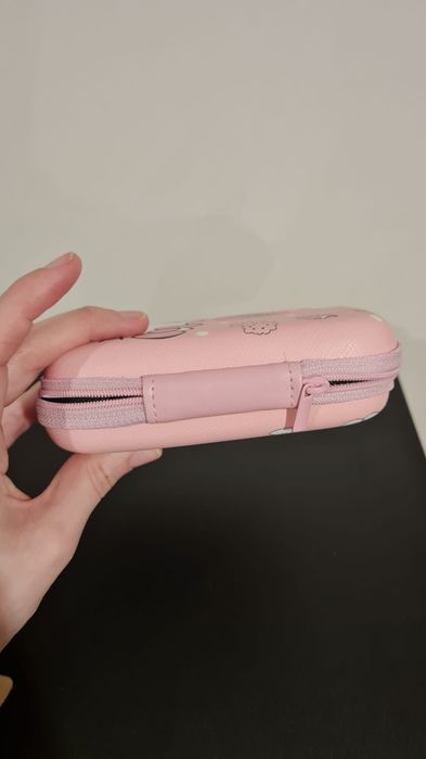 Bolsa com acessórios decorativos Sanrio