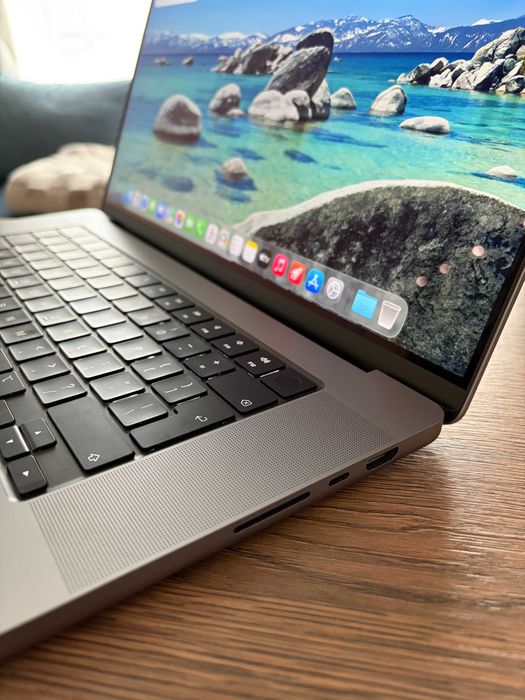 MacBook Pro 16” M2 Pro 16GB 1TB Space Gray
