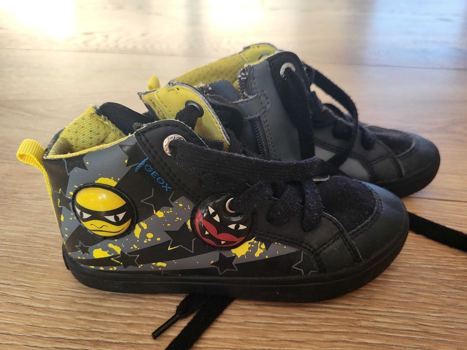 Buty chłopięce Geox 27