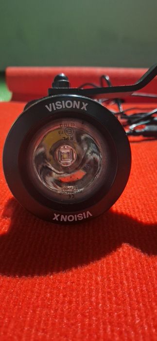 Faróis VisionX Halo