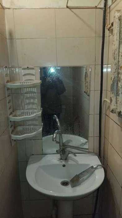 Продається 1кімнатна Нежитська