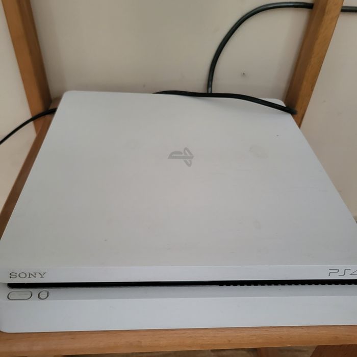 PlayStation 4 Slim 500 ГБ