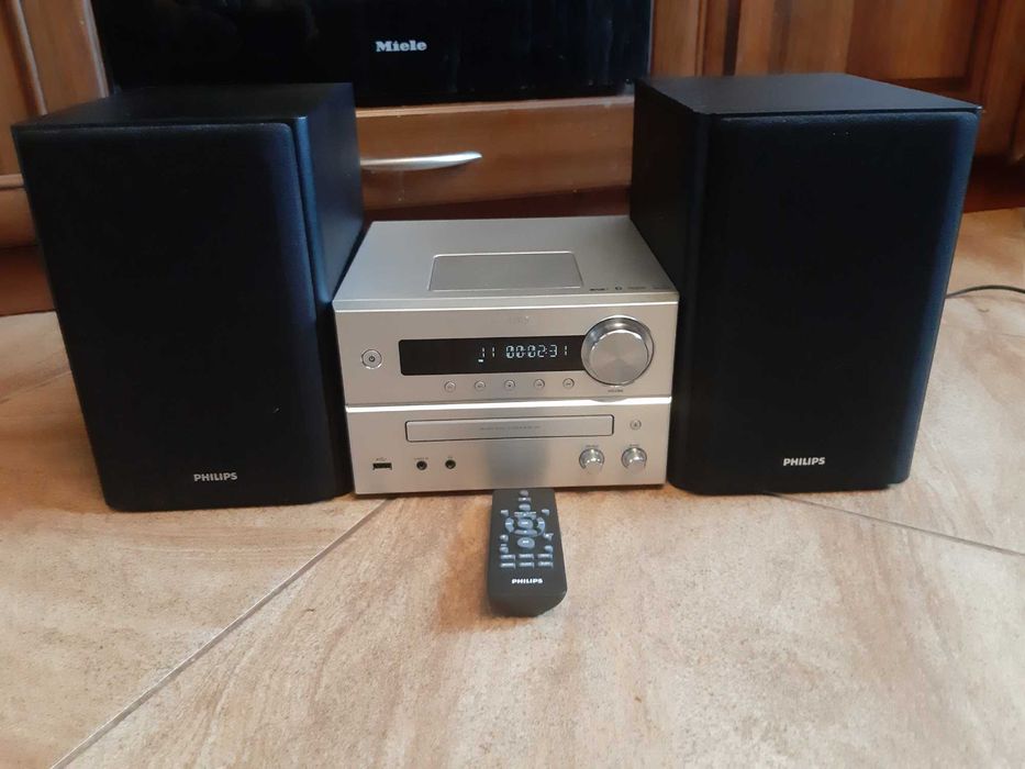 Wieża Philips BTB7150