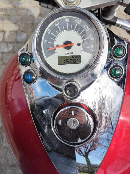 Mota Suzuki Intruder 250cc – 2004 | Como Nova