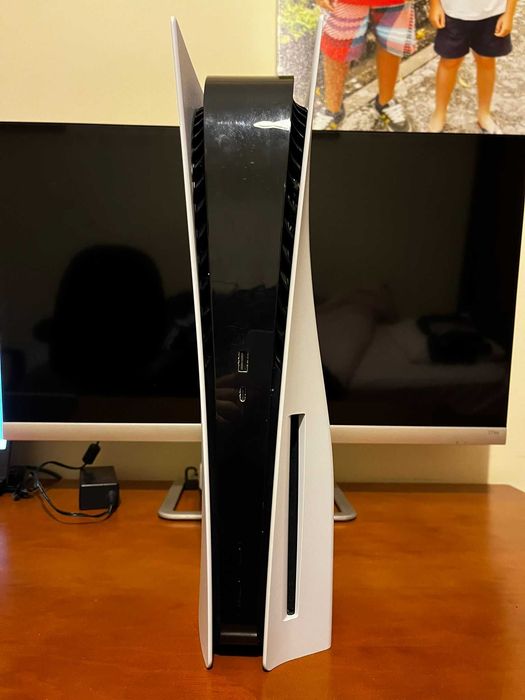 PlayStation 5 fat com leitor de discos