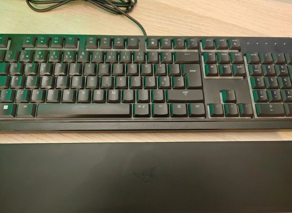 Teclado Razer Ornata