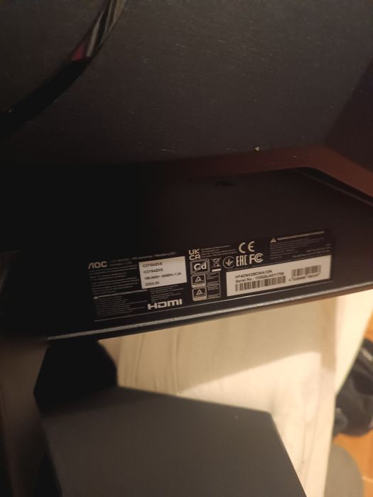 Monitor 240hz e 100polegadas