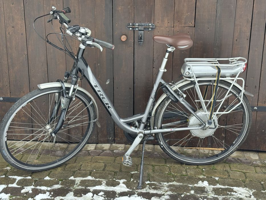 Rower elektryczny Trek + dodatki