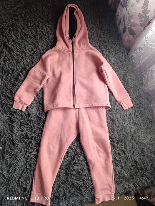 Костюм теплий на дівчинку,розмір 110