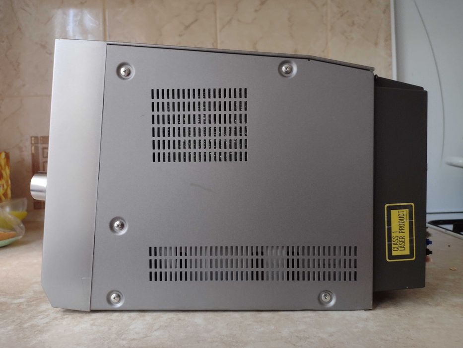 Муз центр PANASONIC SA-PM28  на один лоток. Видео